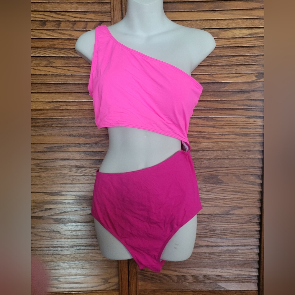 Younique Hot Pink One-Shoulder Shark Bite Cutout Swimsuit Size‎ Large